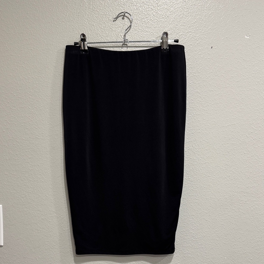 Guess Classic Black Pencil Skirt